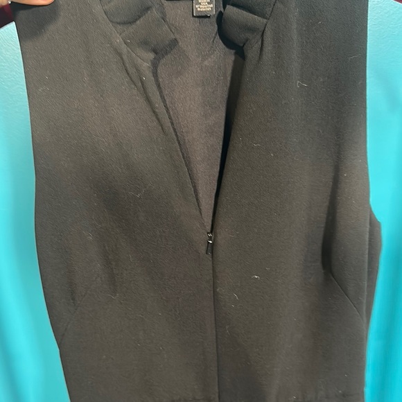 Black Halo Antoinette Sleeveless Jumpsuit - Picture 4 of 4